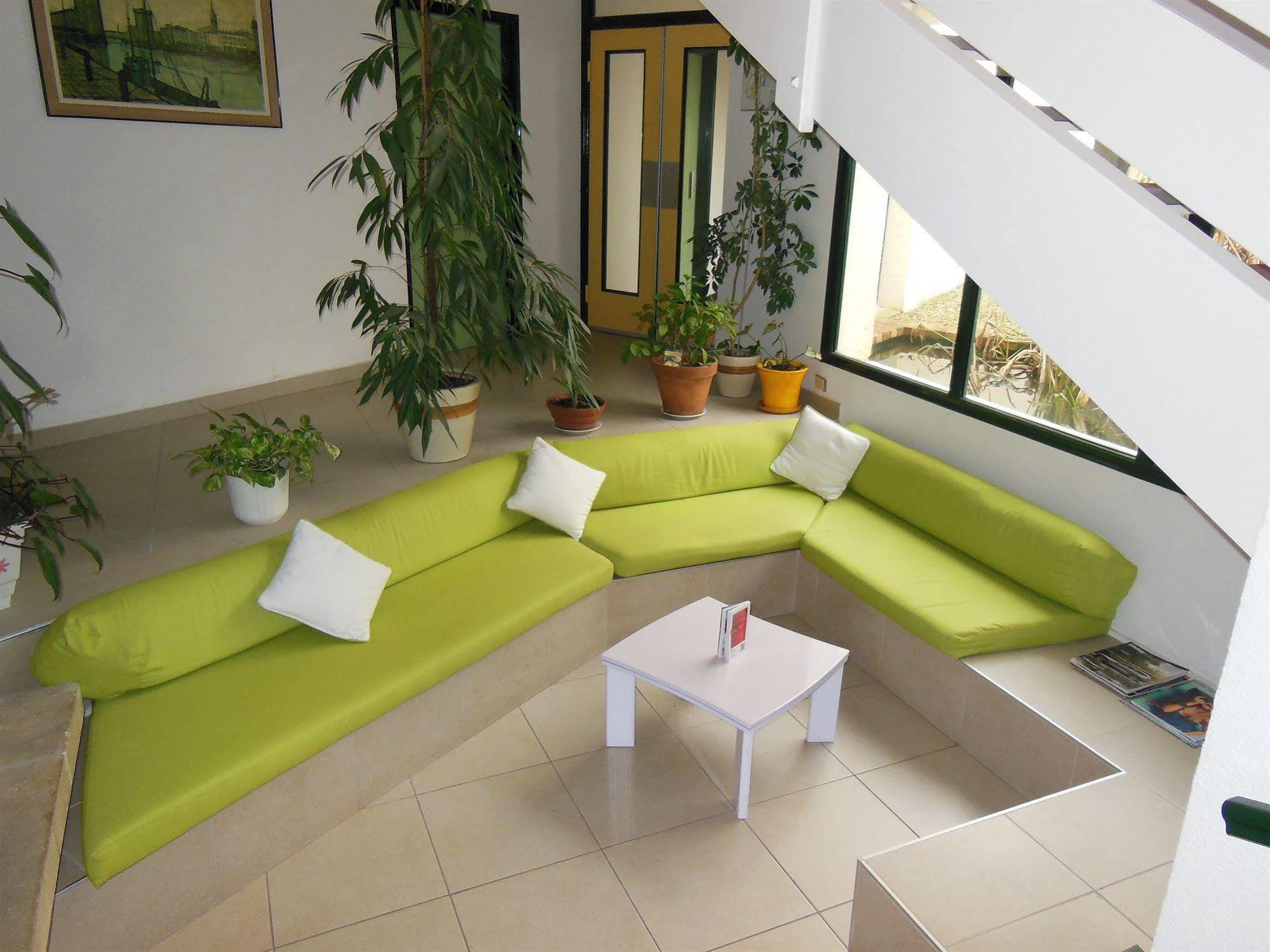 Ibis Budget La Rochelle Puilboreau Eksteriør billede